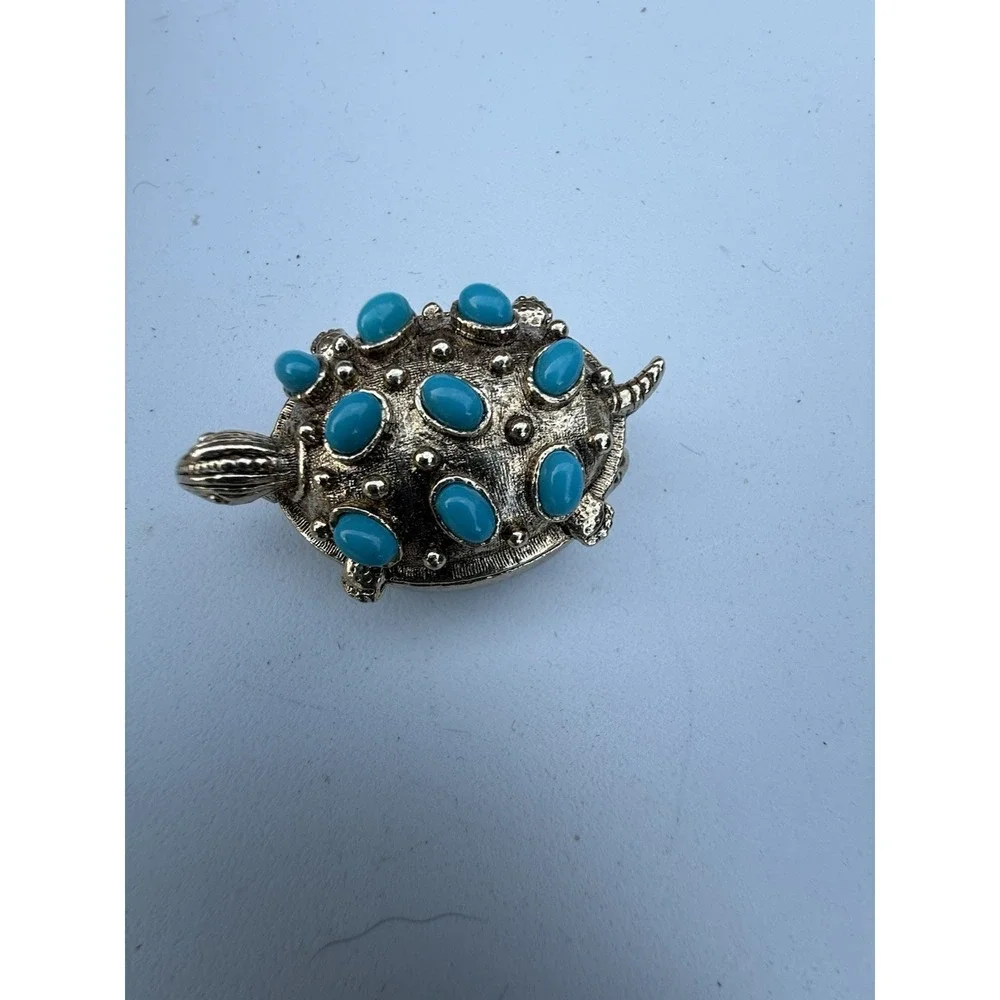 VTG Turtle Pill Box/trinket Box Silver Tone With‎ Faux Turquoise Opens On Hinge